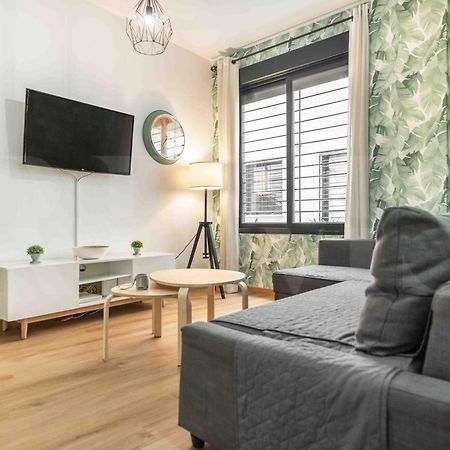 Relaxing Apartment With Parking In The Center By Rems Малага Екстериор снимка
