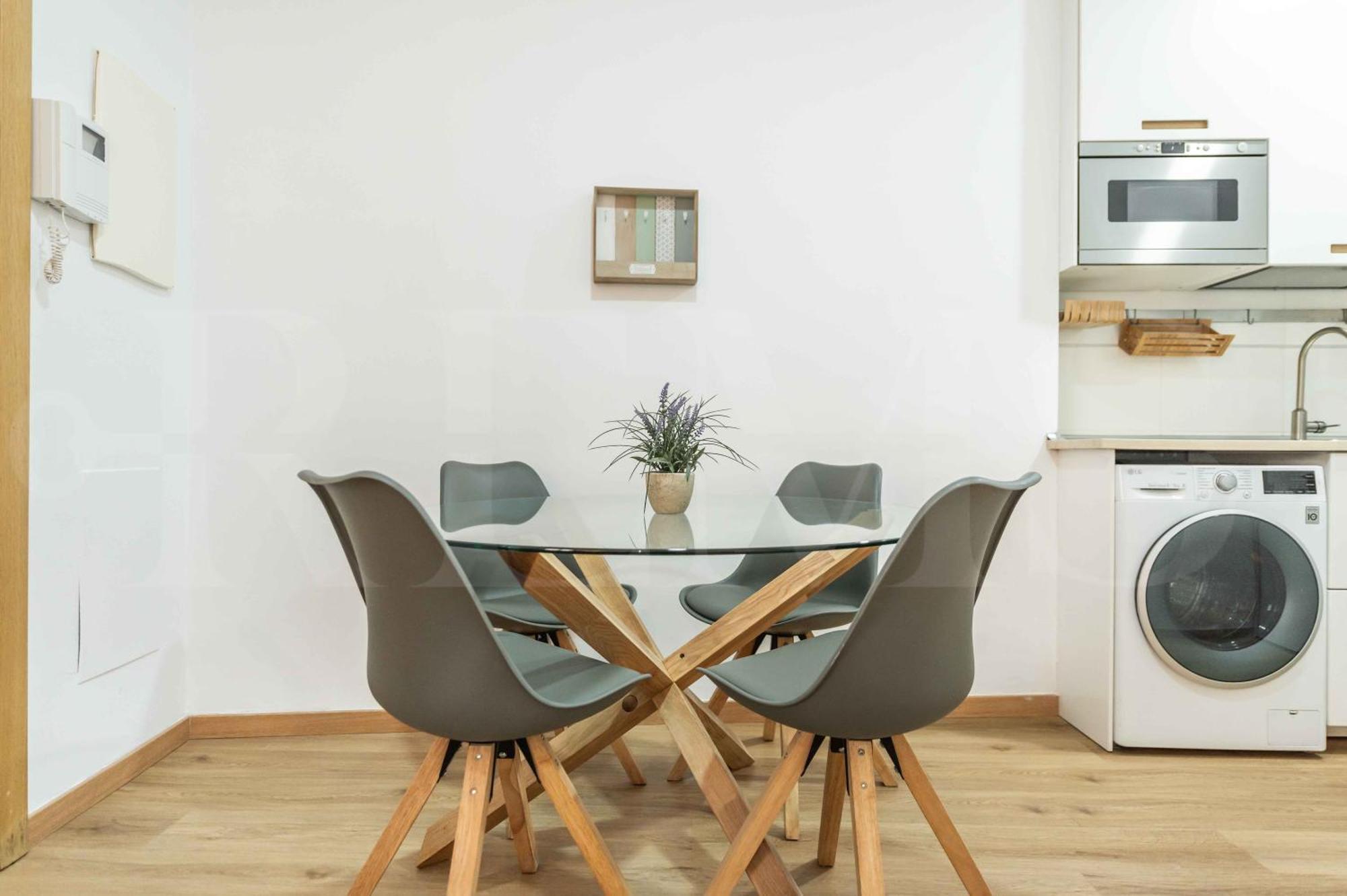 Relaxing Apartment With Parking In The Center By Rems Малага Екстериор снимка